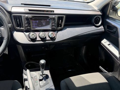 Used 2018 Toyota RAV4 LE w/ All Weather Liner Package FWD image 8