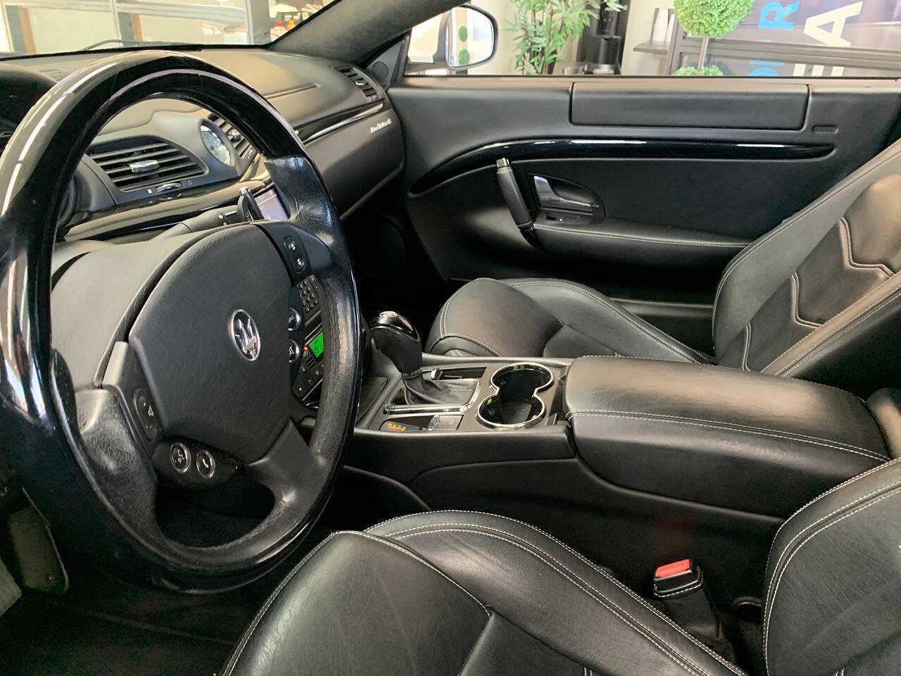 Used 2012 Maserati GranTurismo S RWD image 8