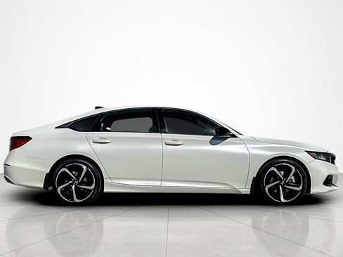 Used 2022 Honda Accord Sport image 6