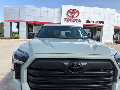Used 2025 Toyota Tundra SR5 w/ SR5 Premium Package AWD/4WD image 4