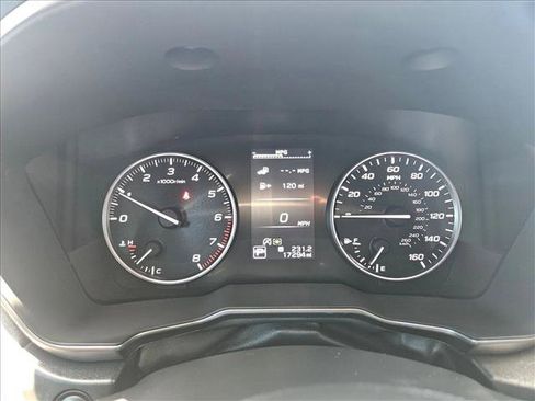Used 2025 Subaru Outback Limited AWD/4WD image 12