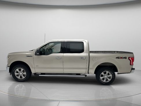 Used 2017 Ford F150 XLT w/ Equipment Group 302A Luxury AWD/4WD image 6