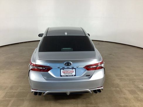 Used 2022 Toyota Camry XSE FWD image 7