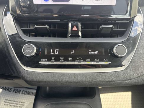 Used 2024 Toyota Corolla LE image 15