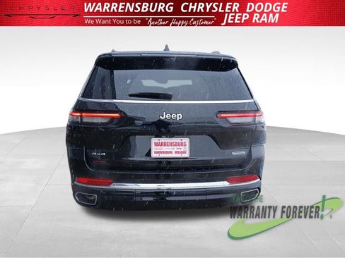 New 2025 Jeep Grand Cherokee L Overland w/ Luxury Tech Group IV image 5