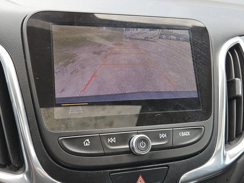 Used 2019 Chevrolet Equinox LT w/ Sun & Navigation Package FWD image 30