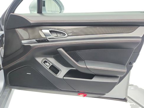 Used 2015 Porsche Panamera GTS image 26