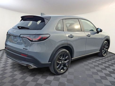 Used 2023 Honda HR-V Sport image 4