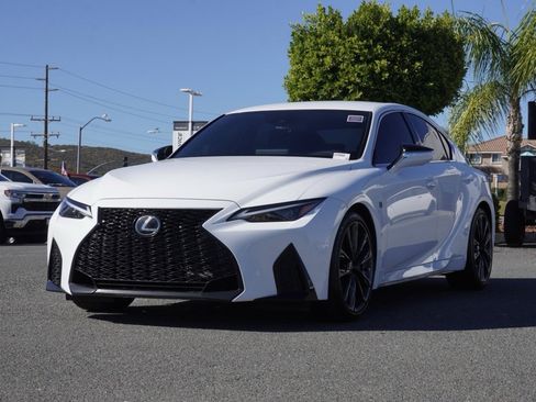 Used 2024 Lexus IS 300 F Sport image 8