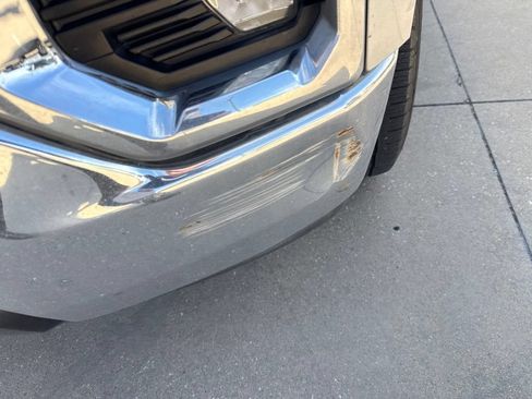Used 2019 GMC Sierra 1500 SLT RWD image 2