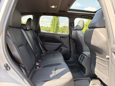 Certified 2025 Subaru Forester Touring w/ Popular Package - Touring AWD/4WD image 14