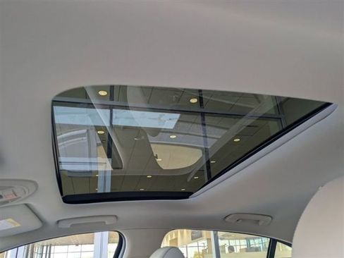 New 2026 Genesis G70 2.5T Prestige image 9