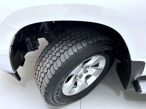 Used 2022 RAM 1500 Big Horn image 22