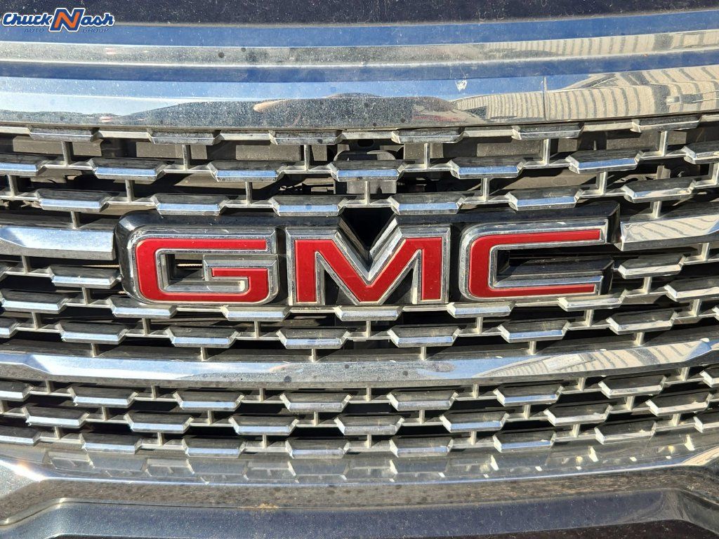 Used 2020 GMC Acadia Denali AWD/4WD image 10