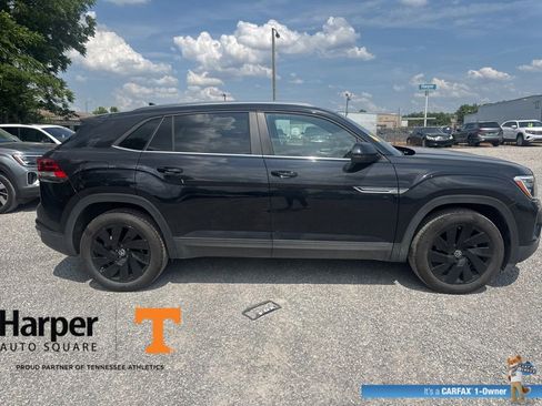 Used 2025 Volkswagen Atlas Cross Sport SE w/ Panoramic Sunroof Package AWD/4WD image 6