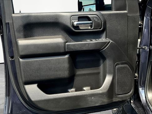 Used 2024 Chevrolet Silverado 2500 Custom AWD/4WD image 19