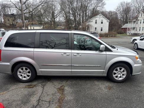 Used 2012 Chrysler Town & Country Touring w/ Entertainment Group #1 image 12