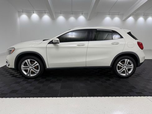 Used 2018 Mercedes-Benz GLA 250 image 4