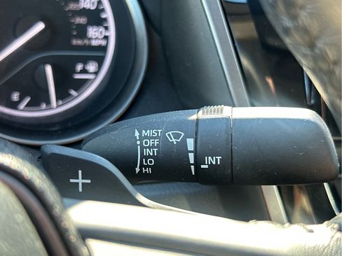 Used 2024 Toyota Camry SE image 26