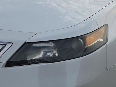 Used 2012 Acura TL SH-AWD image 9