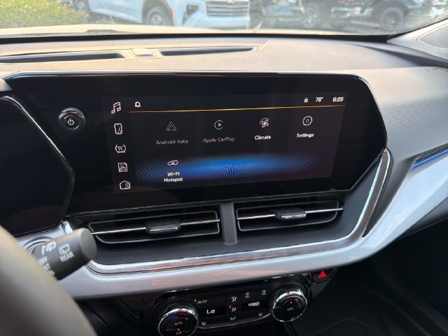 New 2026 Chevrolet Trax LT w/ Driver Confidence Package FWD image 26