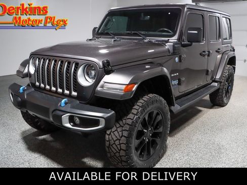 Used 2023 Jeep Wrangler Unlimited Sahara w/ Cold Weather Group AWD/4WD image 1