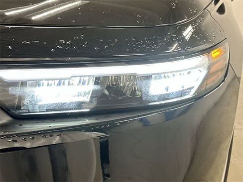 Used 2025 Honda Accord LX image 30