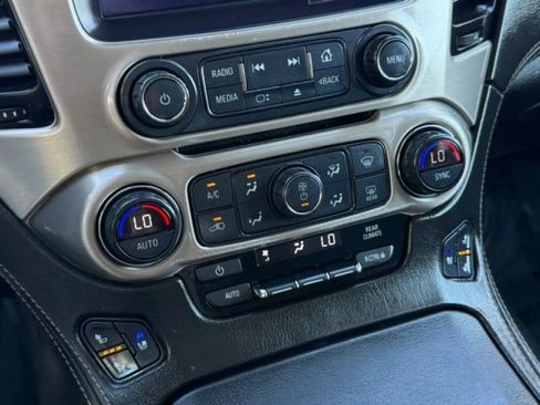 Used 2019 GMC Yukon Denali AWD/4WD image 34