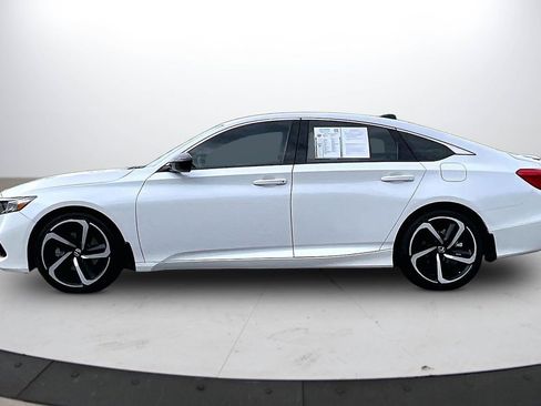 Used 2022 Honda Accord Sport image 6