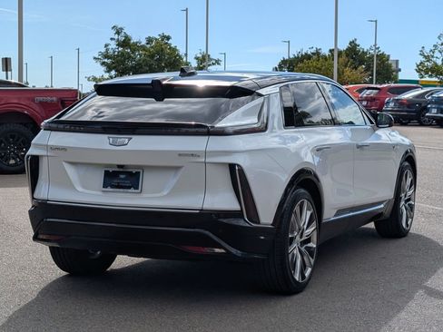 Certified 2024 Cadillac Lyriq Luxury w/ Nappa Leather Package AWD/4WD image 5