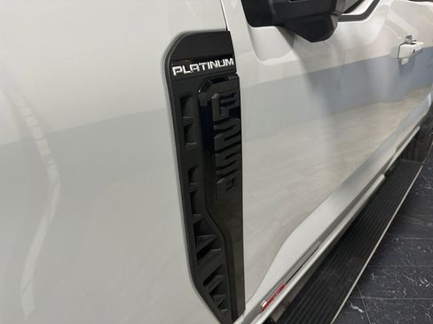 Used 2026 Ford F250 Platinum AWD/4WD image 41