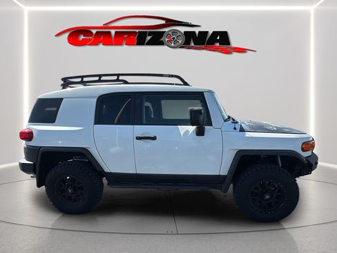 Used 2010 Toyota FJ Cruiser 4WD image 4