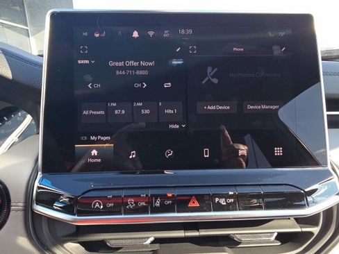 New 2026 Jeep Compass Limited image 18