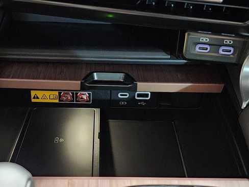 New 2026 Lexus RX 450h AWD image 30