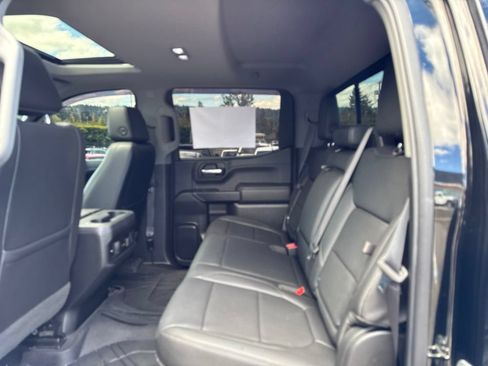 Used 2019 Chevrolet Silverado 1500 LT Trail Boss AWD/4WD image 6