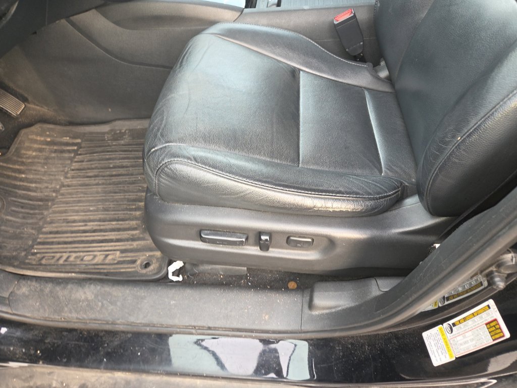 Used 2016 Honda Pilot Touring image 12