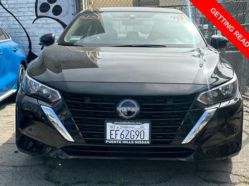 Used 2025 Nissan Sentra SV w/ Trunk Package image 3