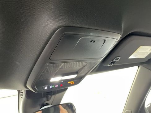 Certified 2025 GMC Acadia Elevation image 31