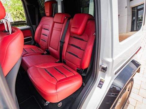 Used 2024 Mercedes-Benz G 63 AMG 4MATIC image 36