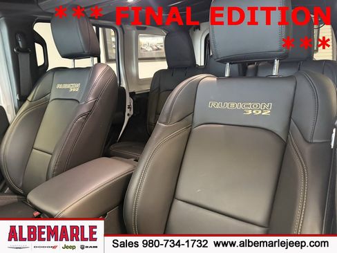 Used 2025 Jeep Wrangler Unlimited Rubicon 392 image 15