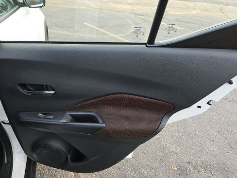 Used 2024 Nissan Kicks SR image 17