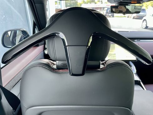 Certified 2025 Land Rover Range Rover Sport Dynamic SE image 32