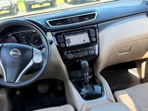 Used 2016 Nissan Rogue SL AWD/4WD image 26