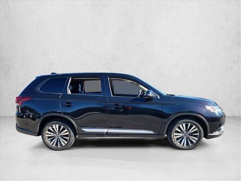 Used 2020 Mitsubishi Outlander SE image 4