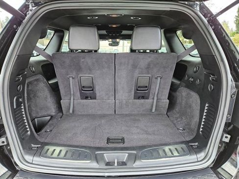 Used 2025 Dodge Durango GT AWD/4WD image 12