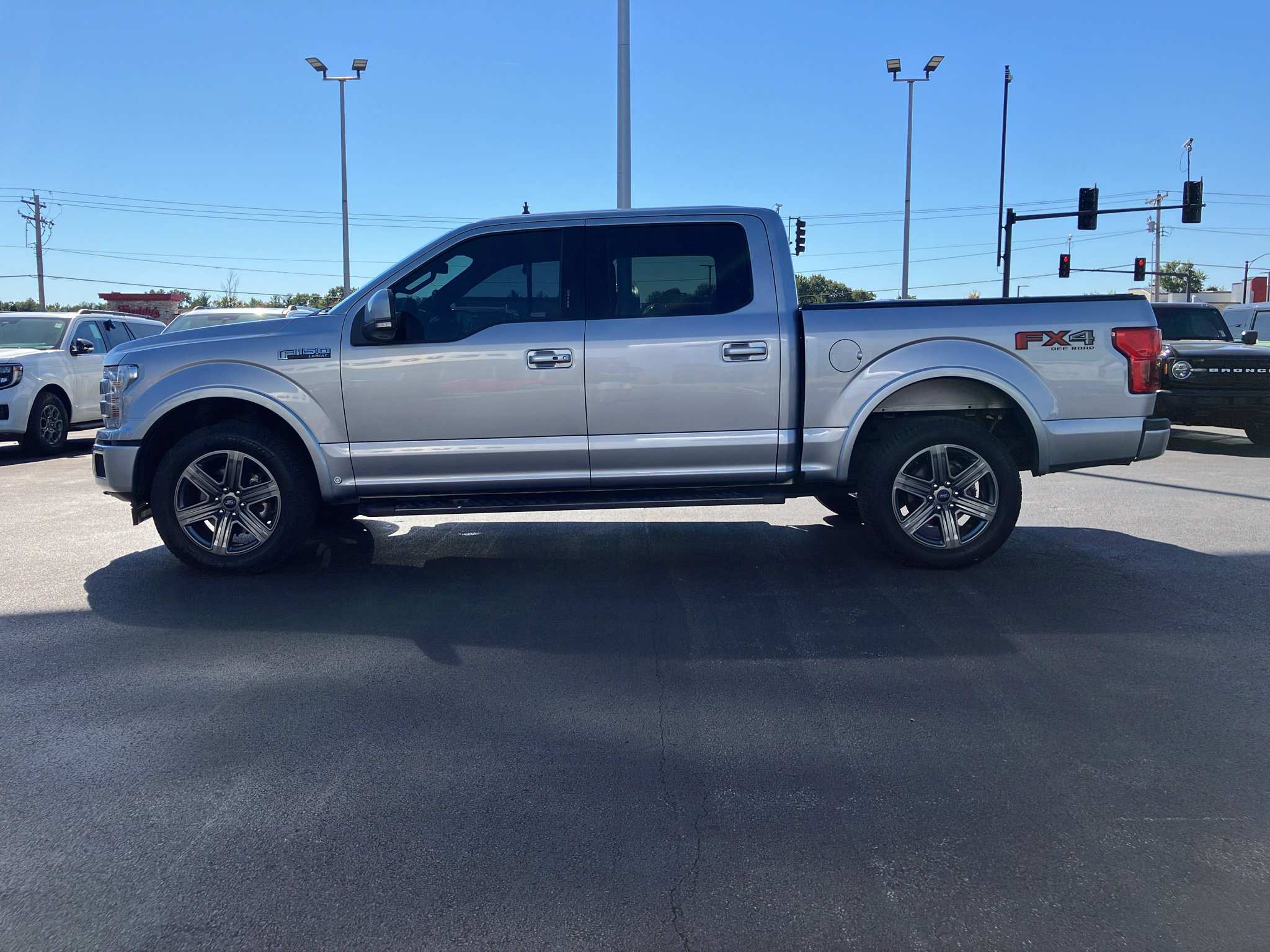 Used 2020 Ford F150 Lariat w/ Equipment Group 502A Luxury AWD/4WD image 3