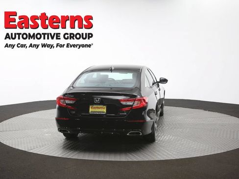 Used 2018 Honda Accord Touring image 38