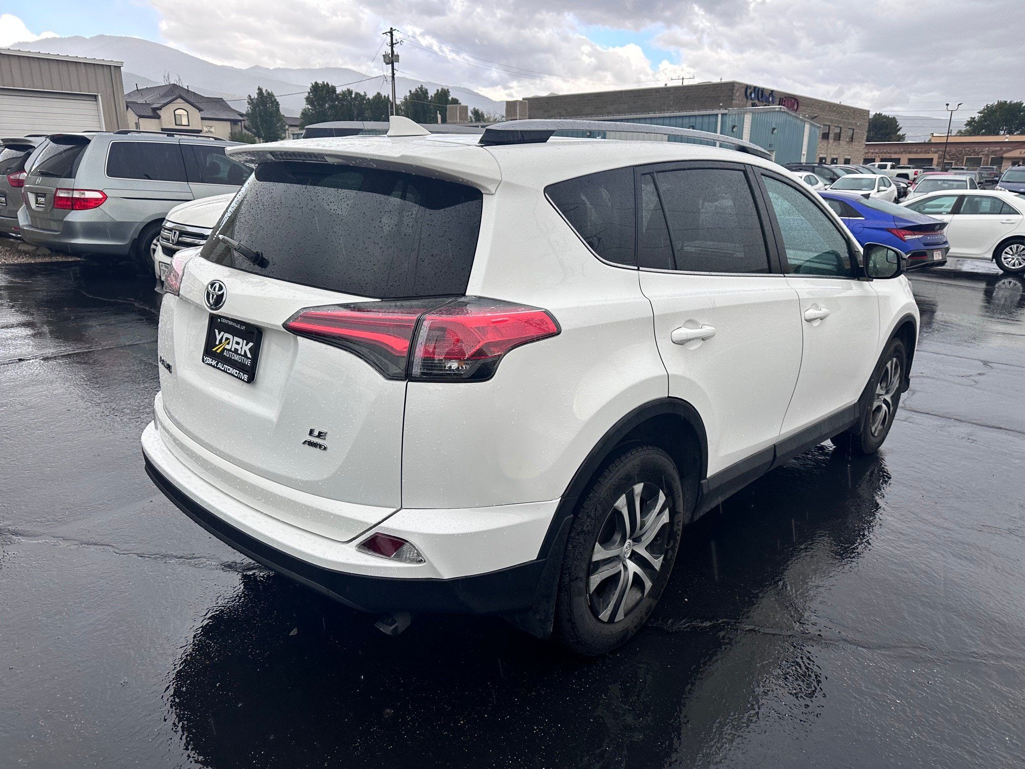 Used 2017 Toyota RAV4 LE w/ All Weather Liner Package AWD/4WD image 3