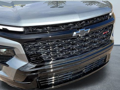 Used 2024 Chevrolet Traverse RS w/ LPO, Floor Liner Package image 31