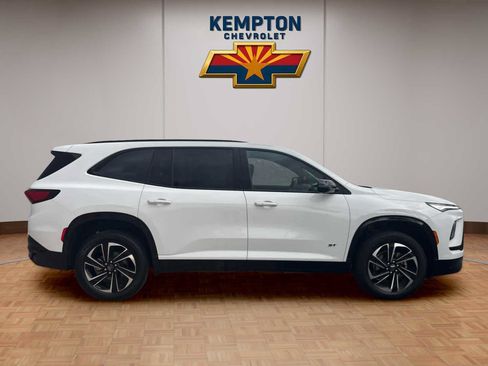 Used 2026 Buick Enclave Sport Touring FWD image 7
